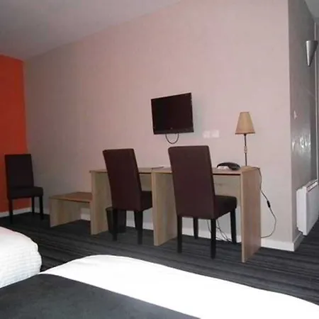 Contact Le Moulin Neuf Hotel 3*