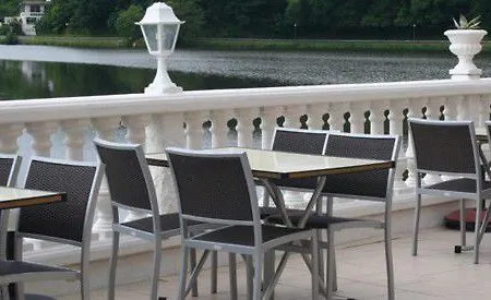 Contact Le Moulin Neuf 3* Chantonnay