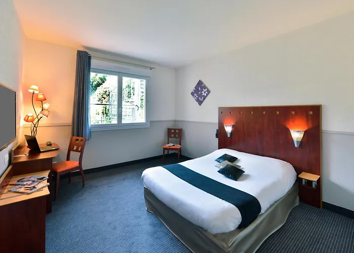 Contact Le Moulin Neuf Hotel Chantonnay