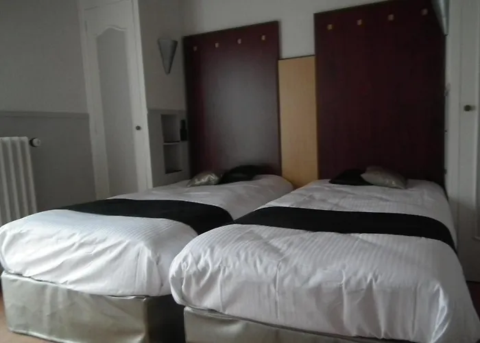 Hotel Contact Le Moulin Neuf