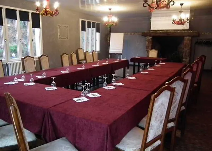 Hotel Contact Le Moulin Neuf